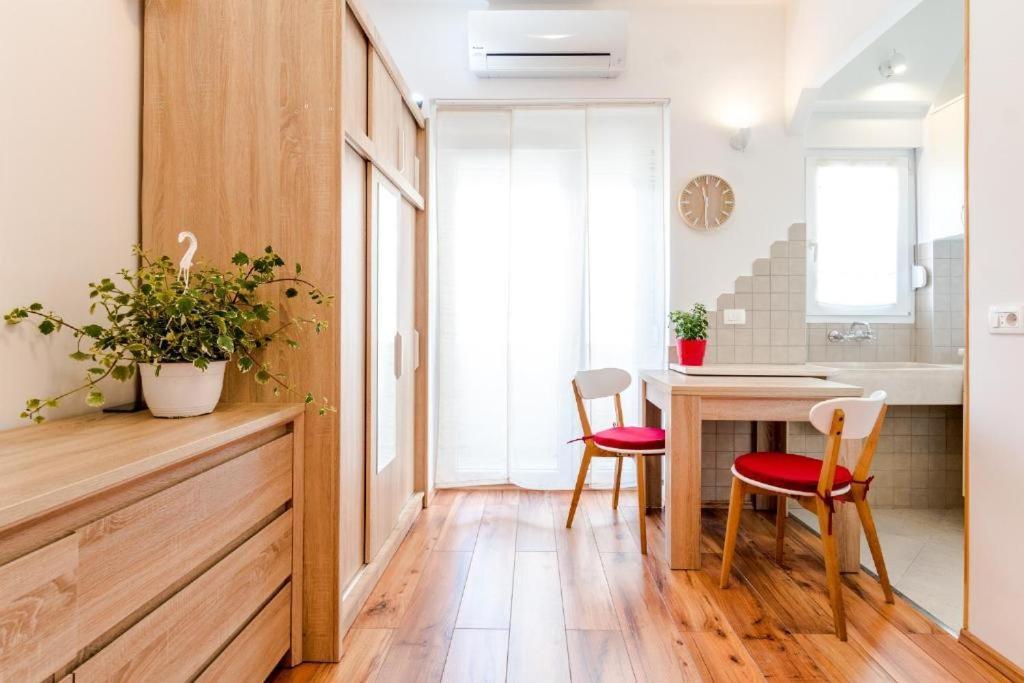 Apartments Yoe Σπλιτ Εξωτερικό φωτογραφία