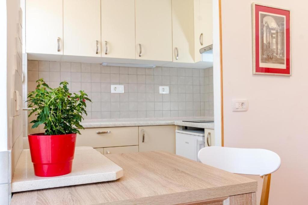Apartments Yoe Σπλιτ Εξωτερικό φωτογραφία