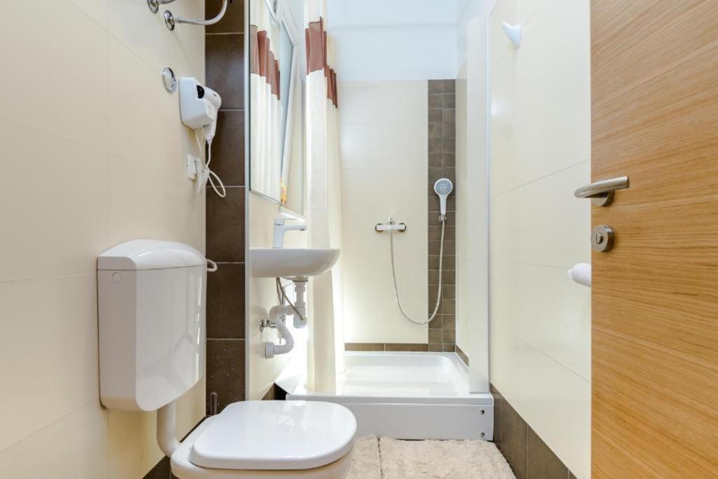 Apartments Yoe Σπλιτ Εξωτερικό φωτογραφία