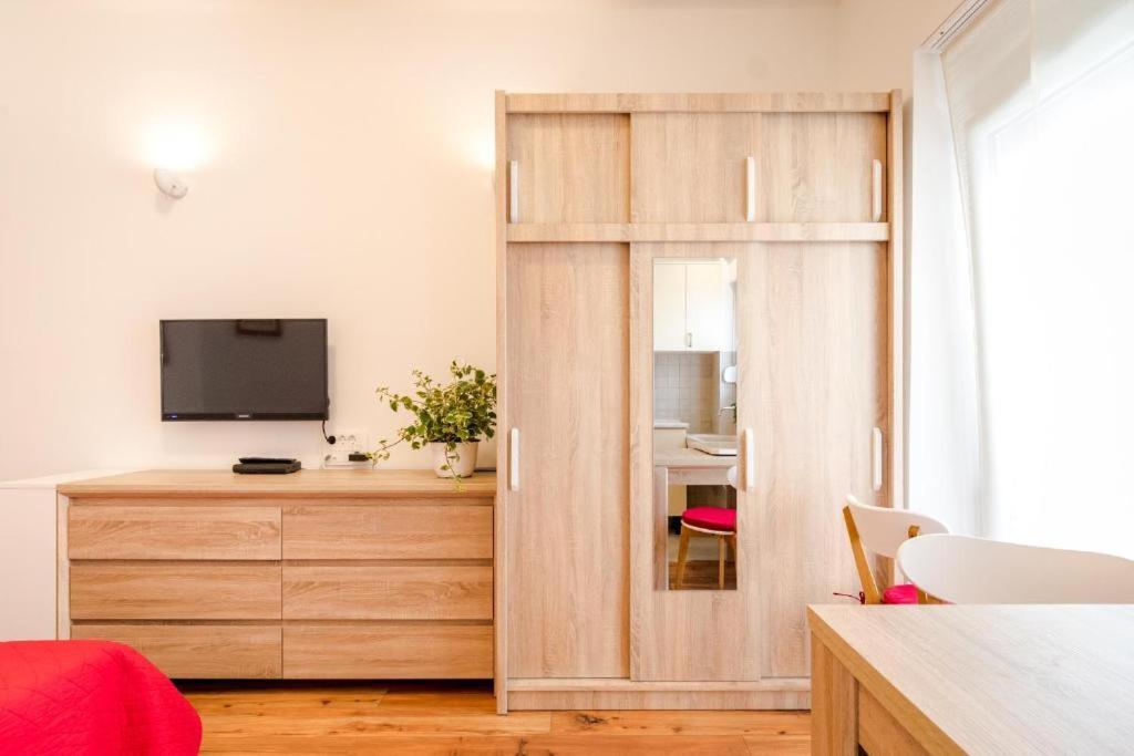 Apartments Yoe Σπλιτ Εξωτερικό φωτογραφία
