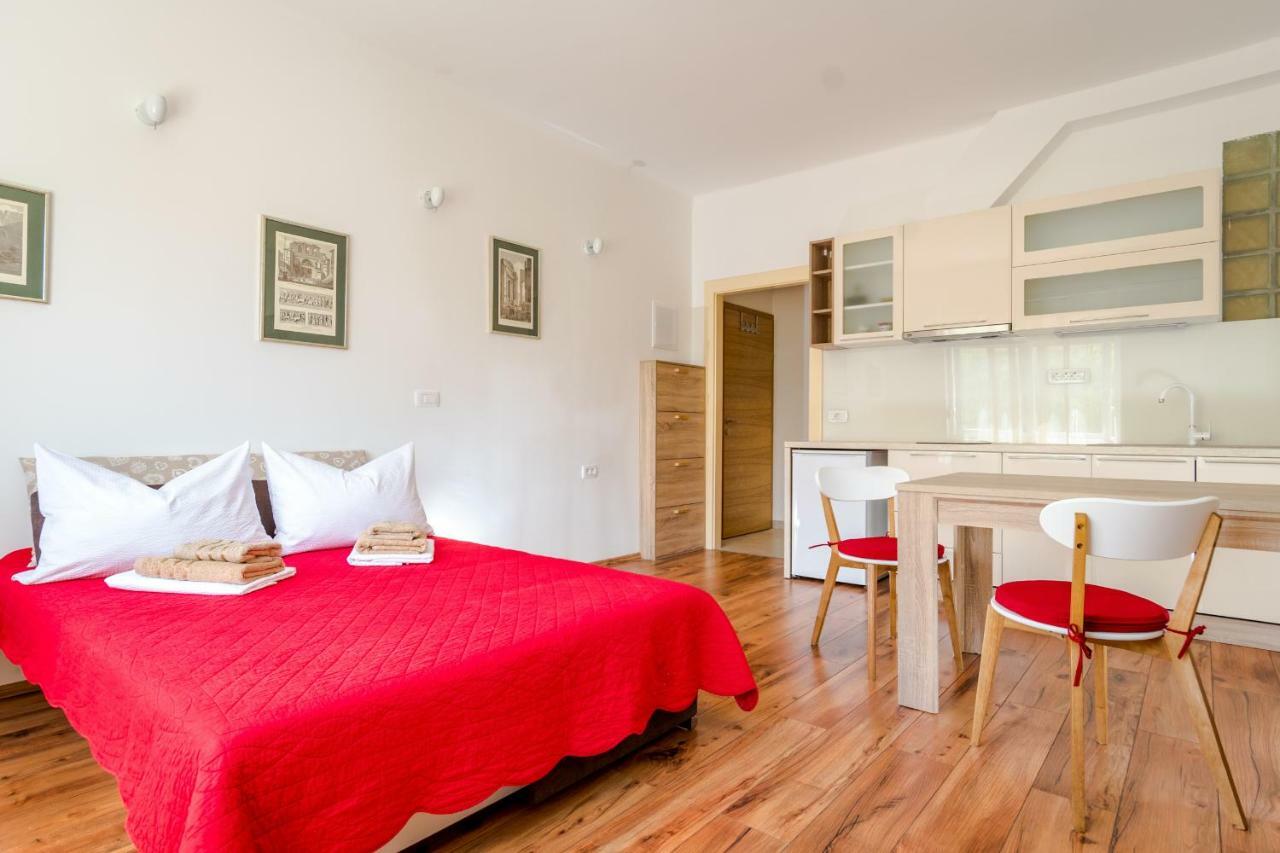 Apartments Yoe Σπλιτ Εξωτερικό φωτογραφία